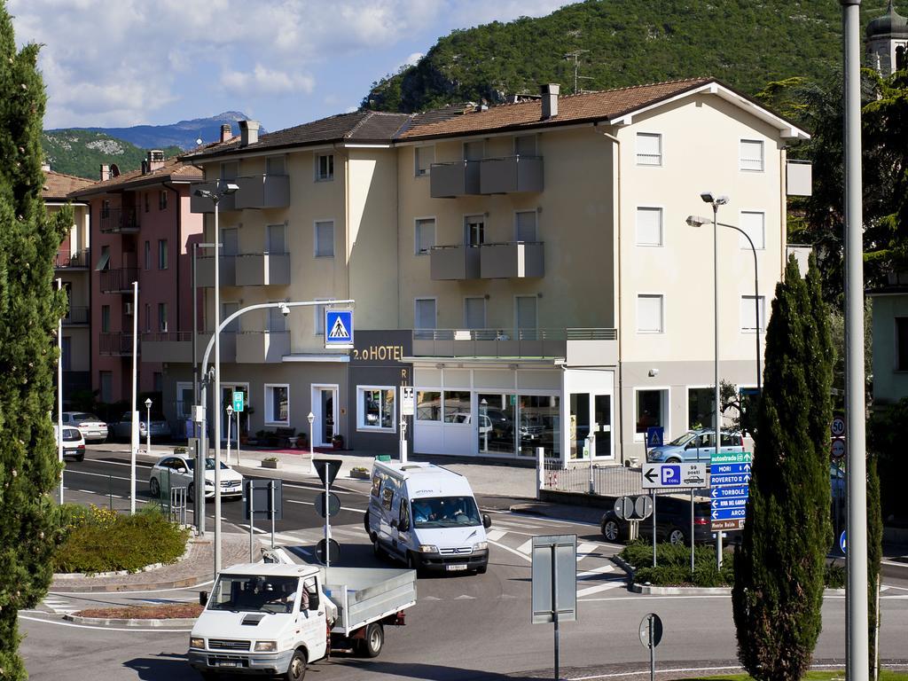 Hotel Rubino Nago-Torbole Exterior photo
